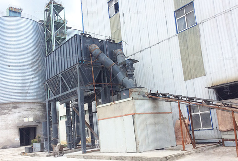 Grinding mill wear parts and classifier