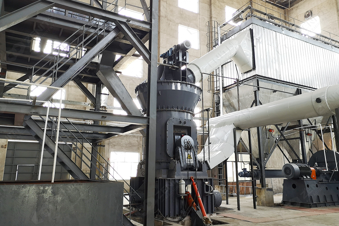Diagram showing bituminous coal grinding process for humic acid fertilizer